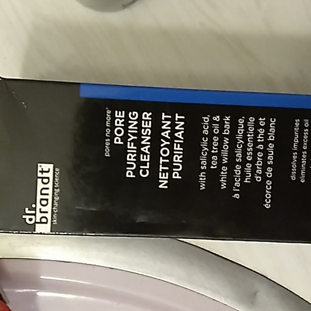 Pore purifying cleaner